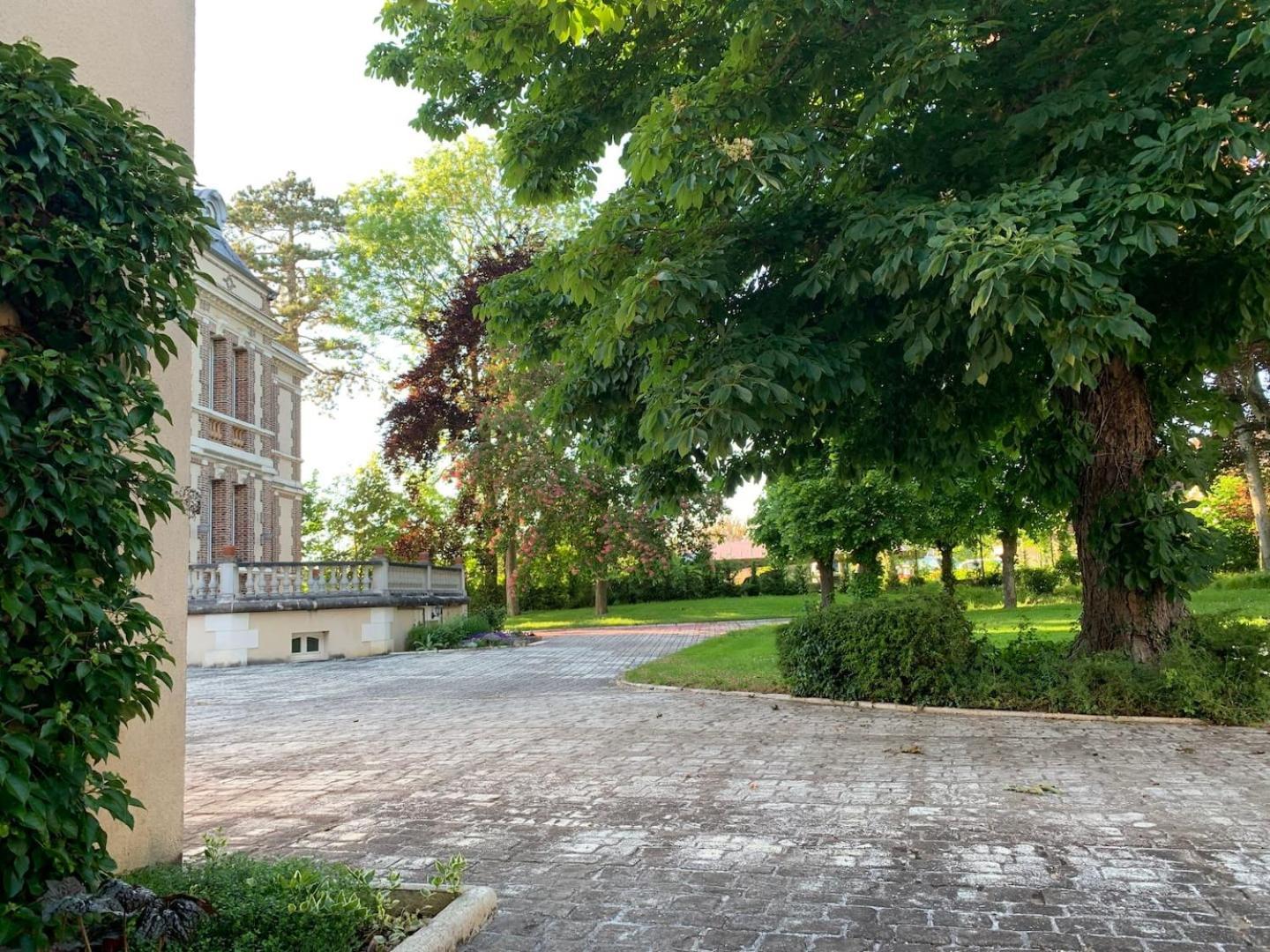 Chateau De Ligny Esterno foto
